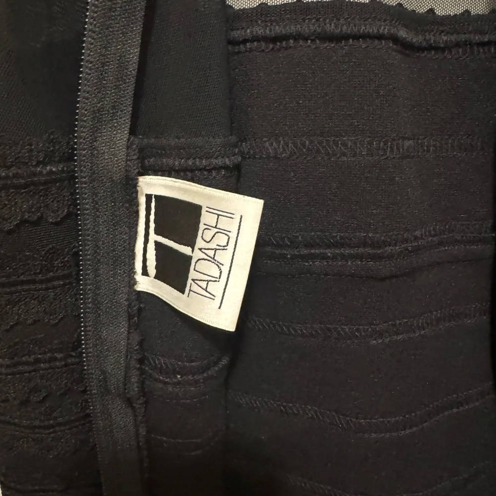 TADASHI Vintage Gothic Mesh & Tiered Lace Blouse Size M - Picture 8 of 9